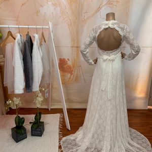 Fit & Flare Wedding Dresses