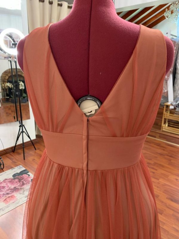 Terra Rosa Formal Dress, Beautiful Gathered skirt with Band in the waist - Size: 16-18 (US) Theron's Fashion and Bridal Boutique