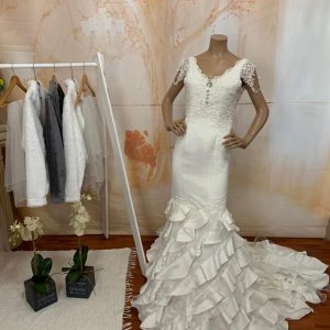 Off White Mermaid Wedding Dress Theron's Fashion and Bridal Boutique