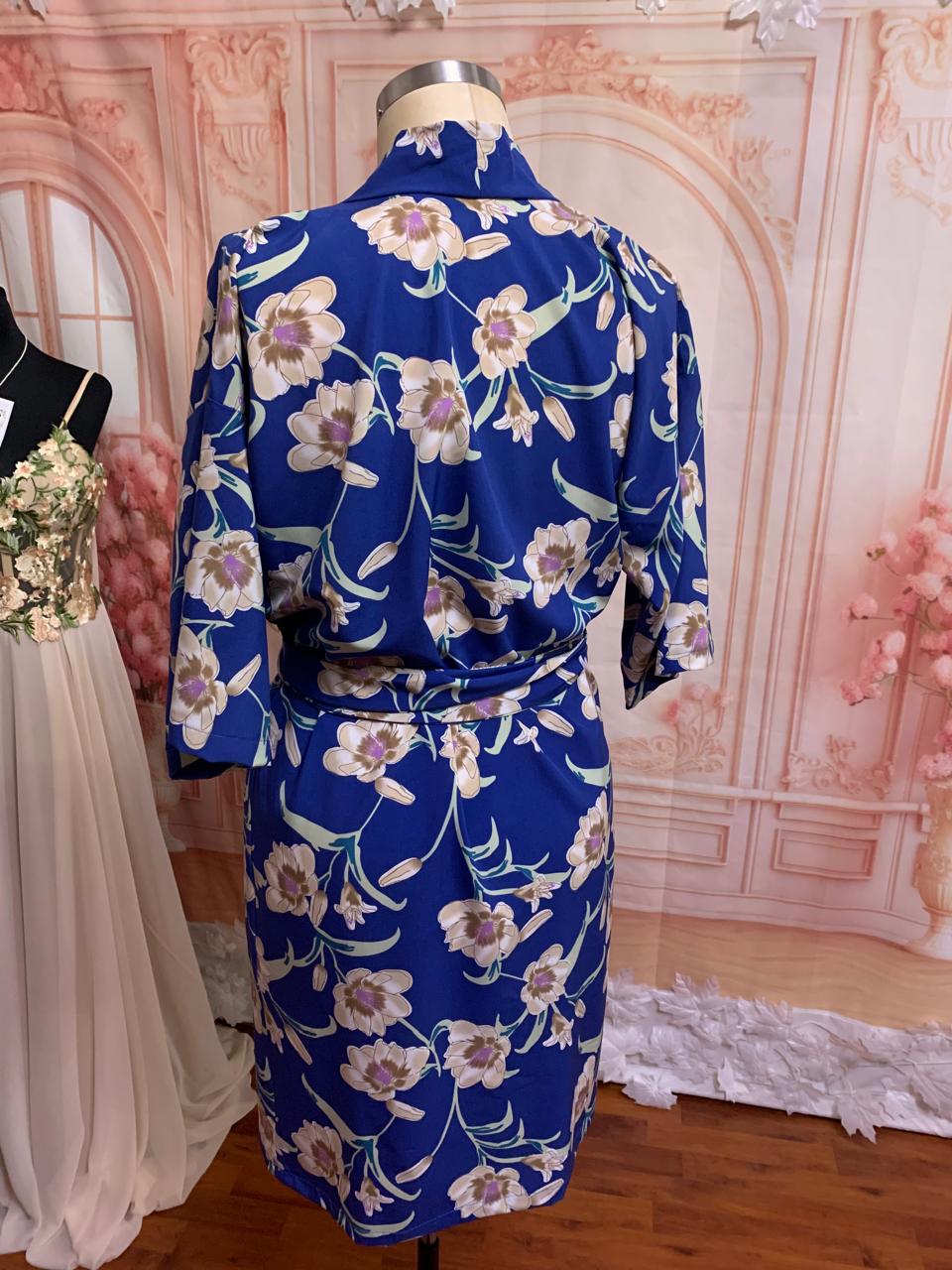 Floral Bathrobe - Image 3